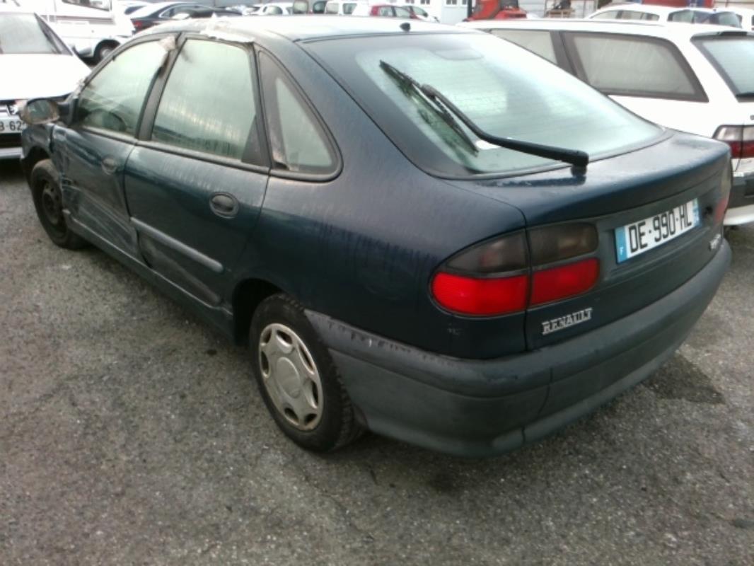 Image Pare choc avant - RENAULT LAGUNA 1