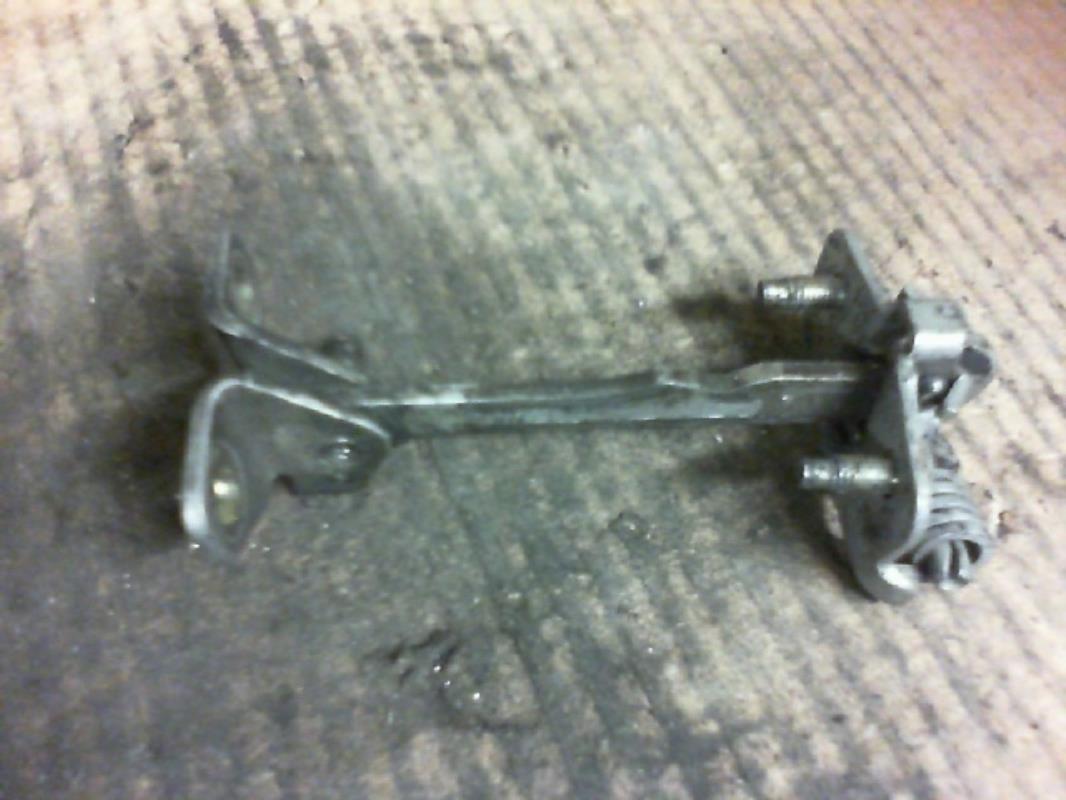 Arresto portiera posteriore sinistra PEUGEOT 106  - 1