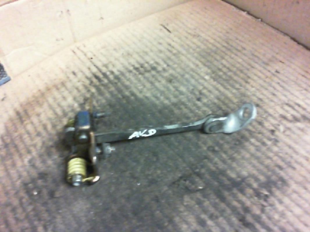 Arresto portiera anteriore destra RENAULT MEGANE 1 BREAK Gasolina - 1