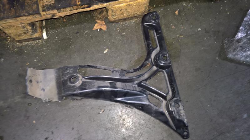 Supporto paraurti posteriore BMW SERIE 5 (E60) PHASE 2 (LCI) Diésel - 1