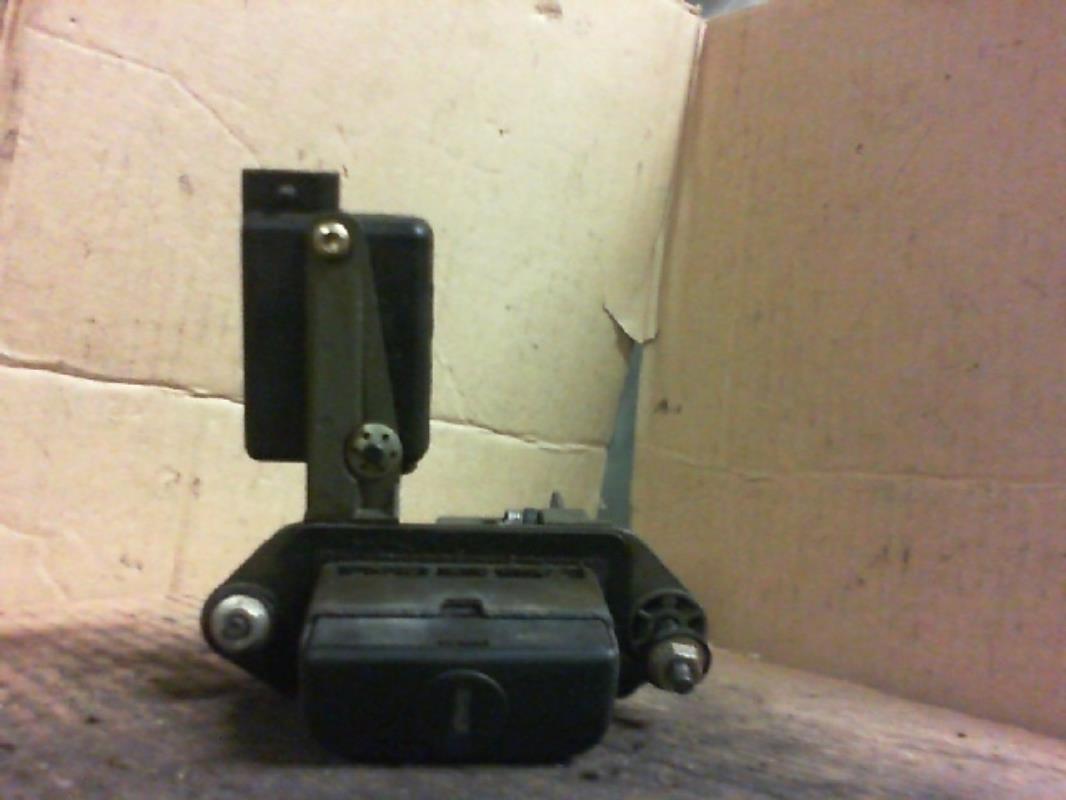 Bouton de coffre RENAULT MEGANE 2  - 1