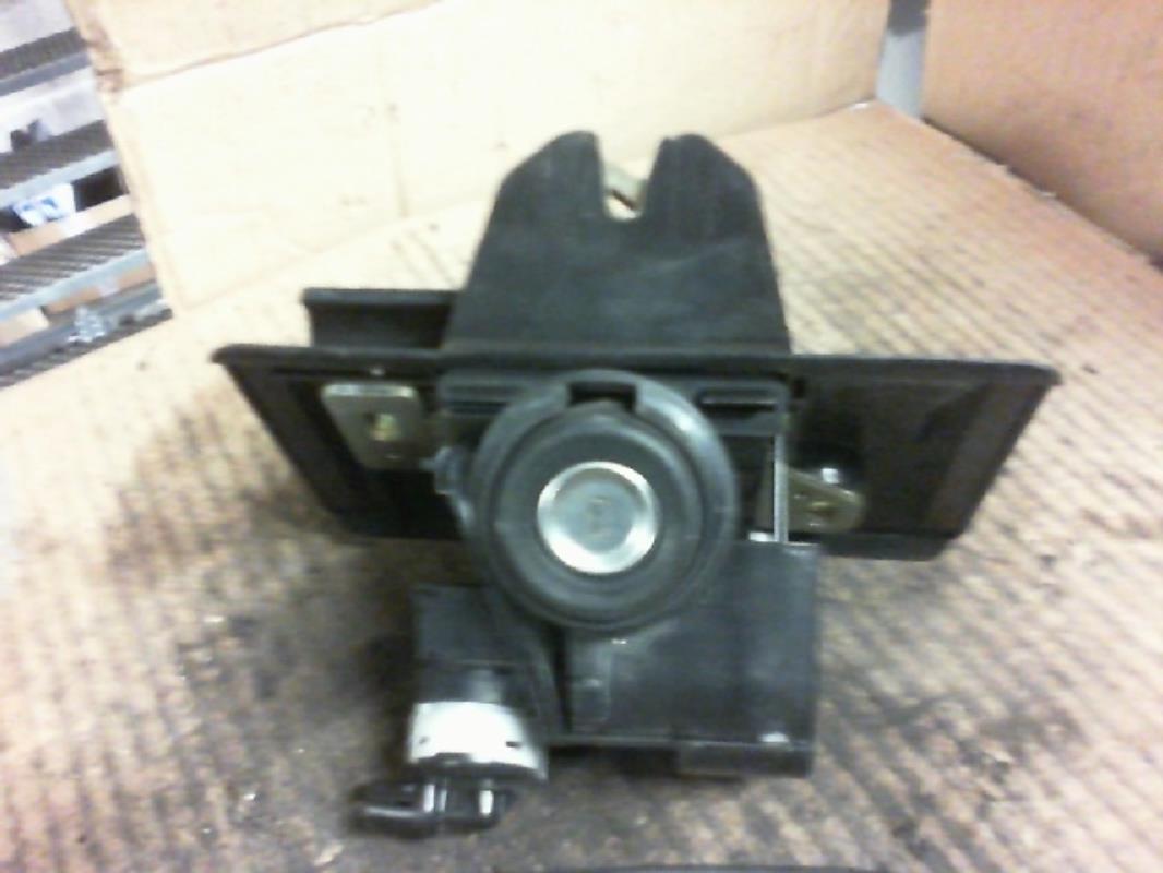Pulsante del bagagliaio PEUGEOT 307 SW  - 1