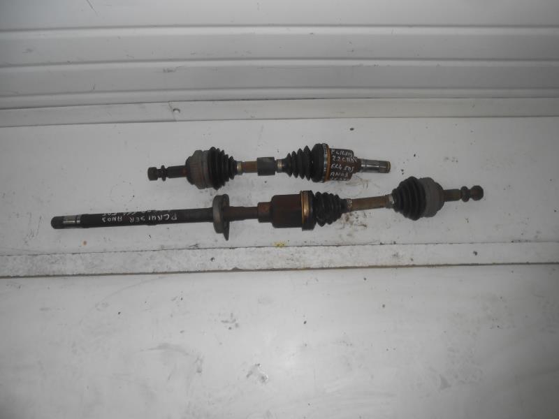 Cardan gauche (transmission) CHRYSLER PT CRUISER PHASE 1 BREAK Diesel - 1