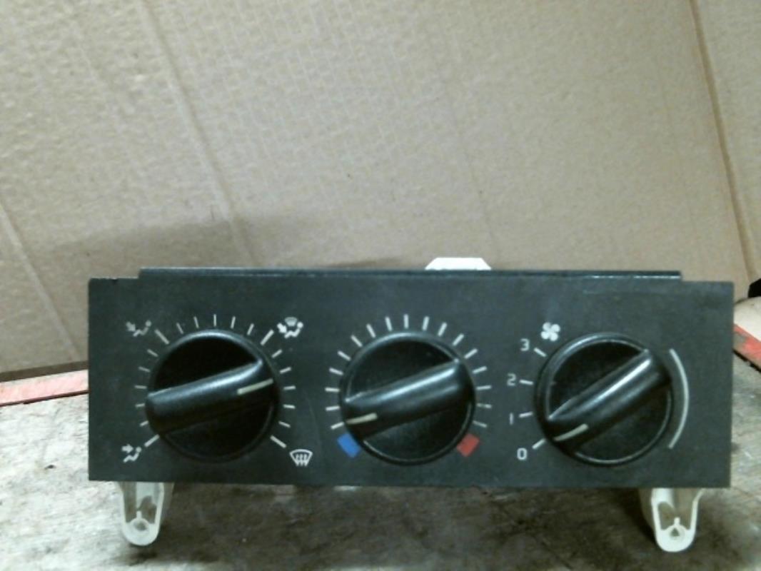 Commande chauffage RENAULT CLIO 2 PHASE 2  - 1