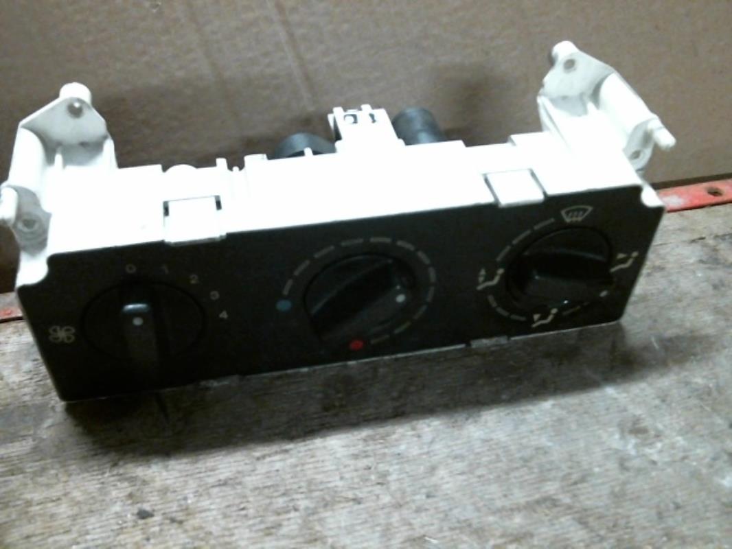 Commande chauffage CITROEN ZX Essence - 1
