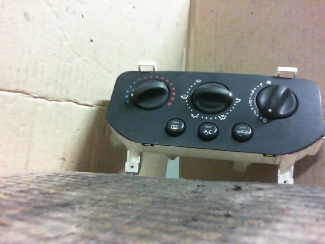 Commande chauffage PEUGEOT 306 Diesel - 1