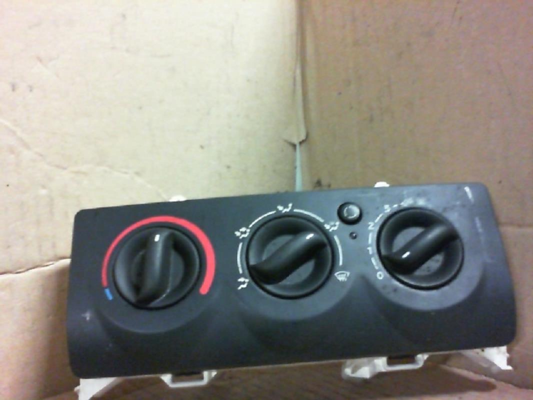 Commande chauffage RENAULT CLIO 2 PHASE 2 Diesel - 1