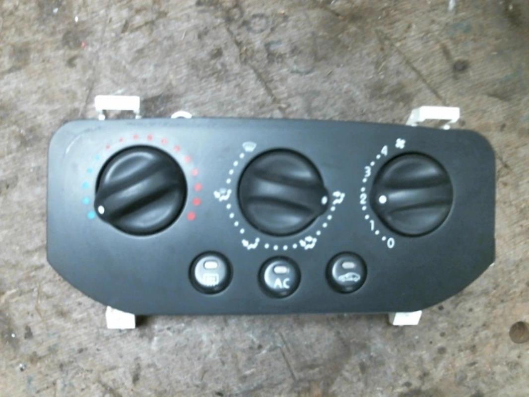 Commande chauffage RENAULT CLIO 1 Essence - 1