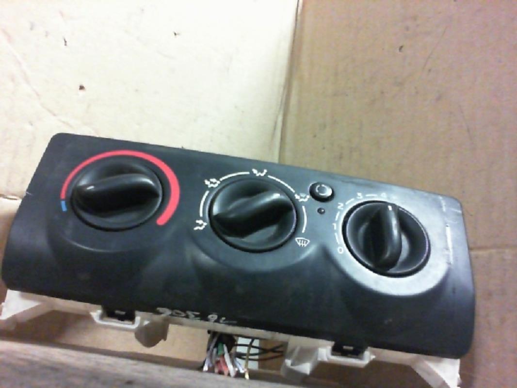 Commande chauffage RENAULT CLIO 2 PHASE 2 Diesel - 1