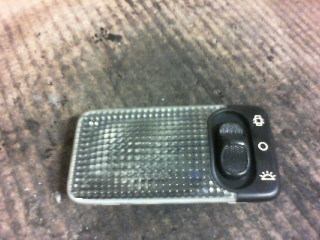 Eclairage de plafonnier PEUGEOT 206  - 1