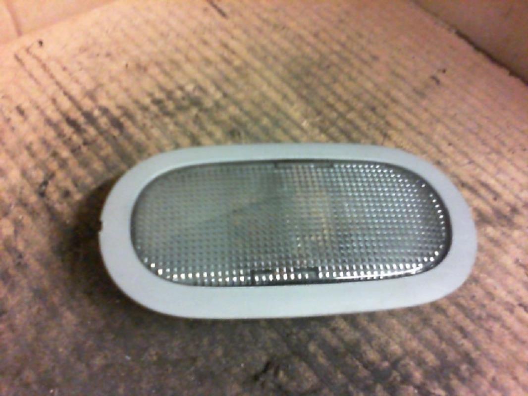 Eclairage de plafonnier RENAULT CLIO 2 Essence - 1