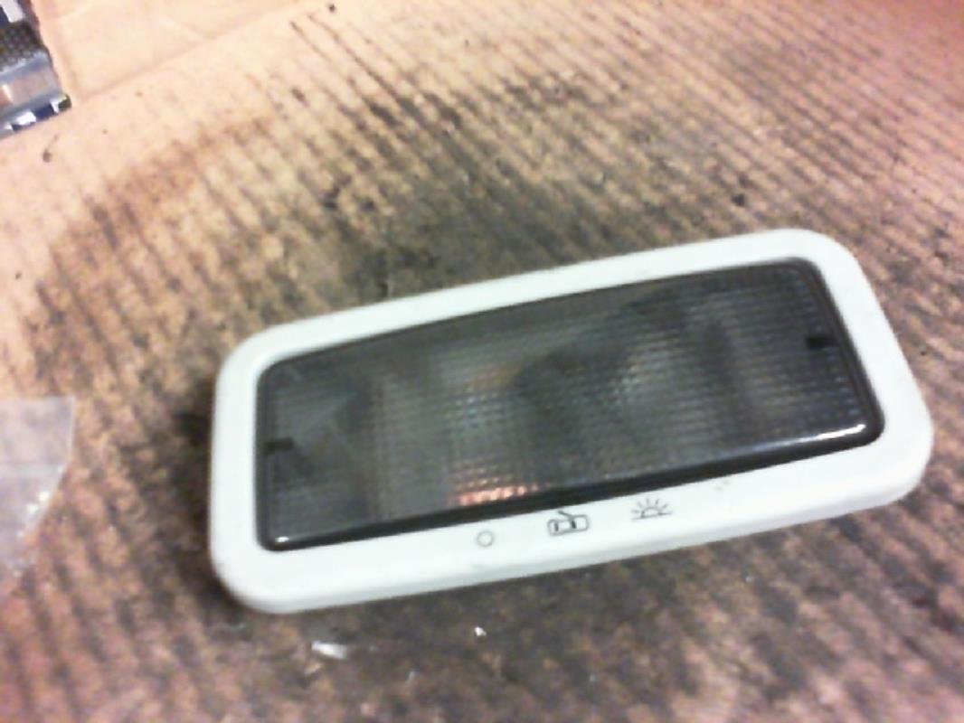 Luce di cortesia VOLKSWAGEN POLO 3 PHASE 1 Gasolina - 1