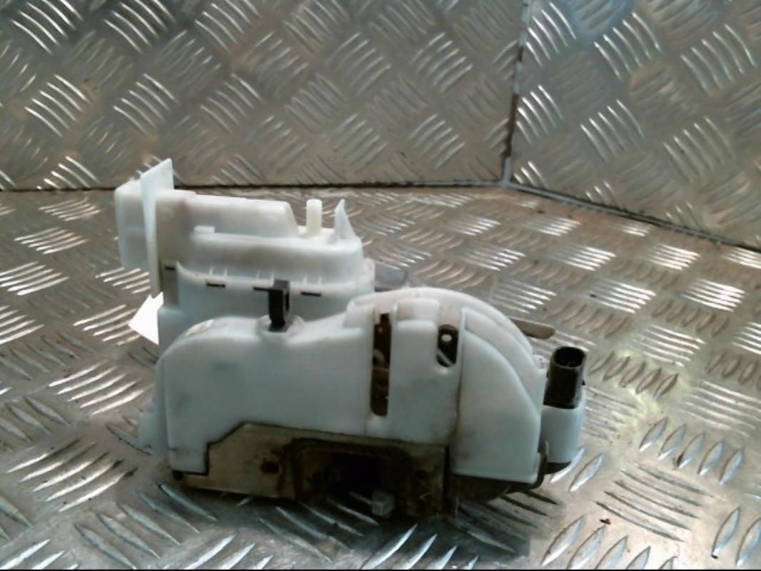 Chiusura centralizzata anteriore destra VOLKSWAGEN GOLF 3 BREAK Diésel - 1