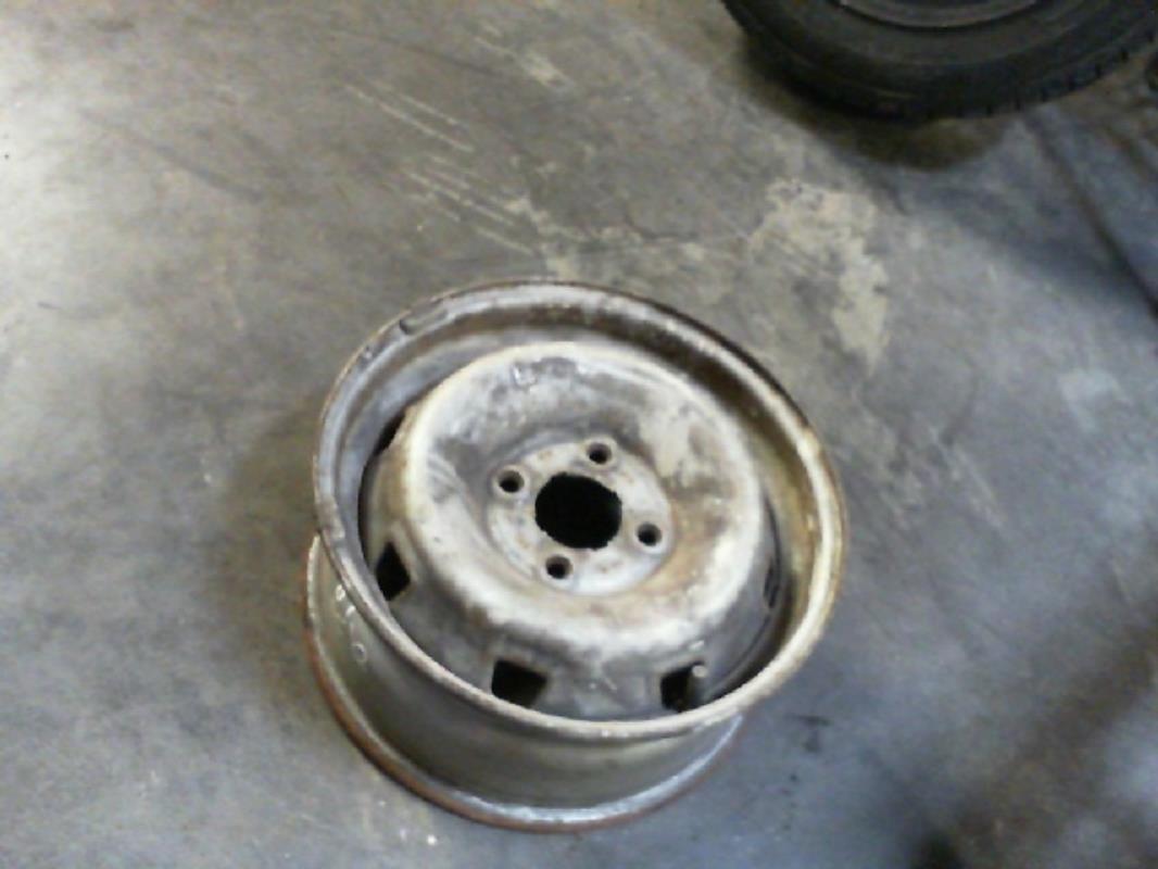 Jante RENAULT R9  - 1