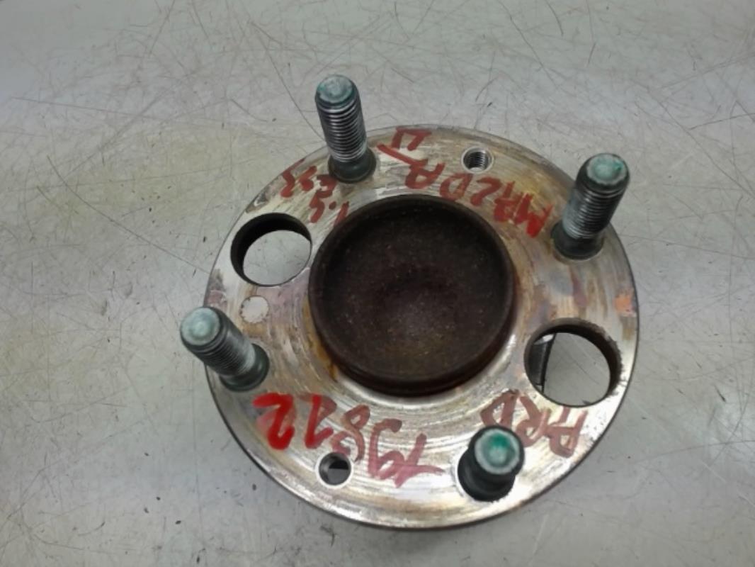 Moyeu arriere droit MAZDA 2 2 PHASE 1 Essence - 1