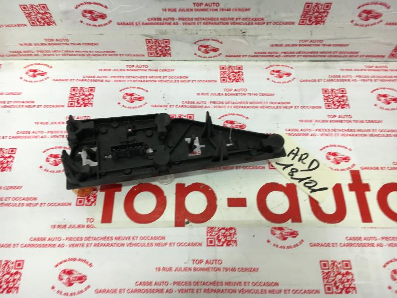 Base portalampade fanale posteriore destro PEUGEOT 406 COUPE Gasolina - 1
