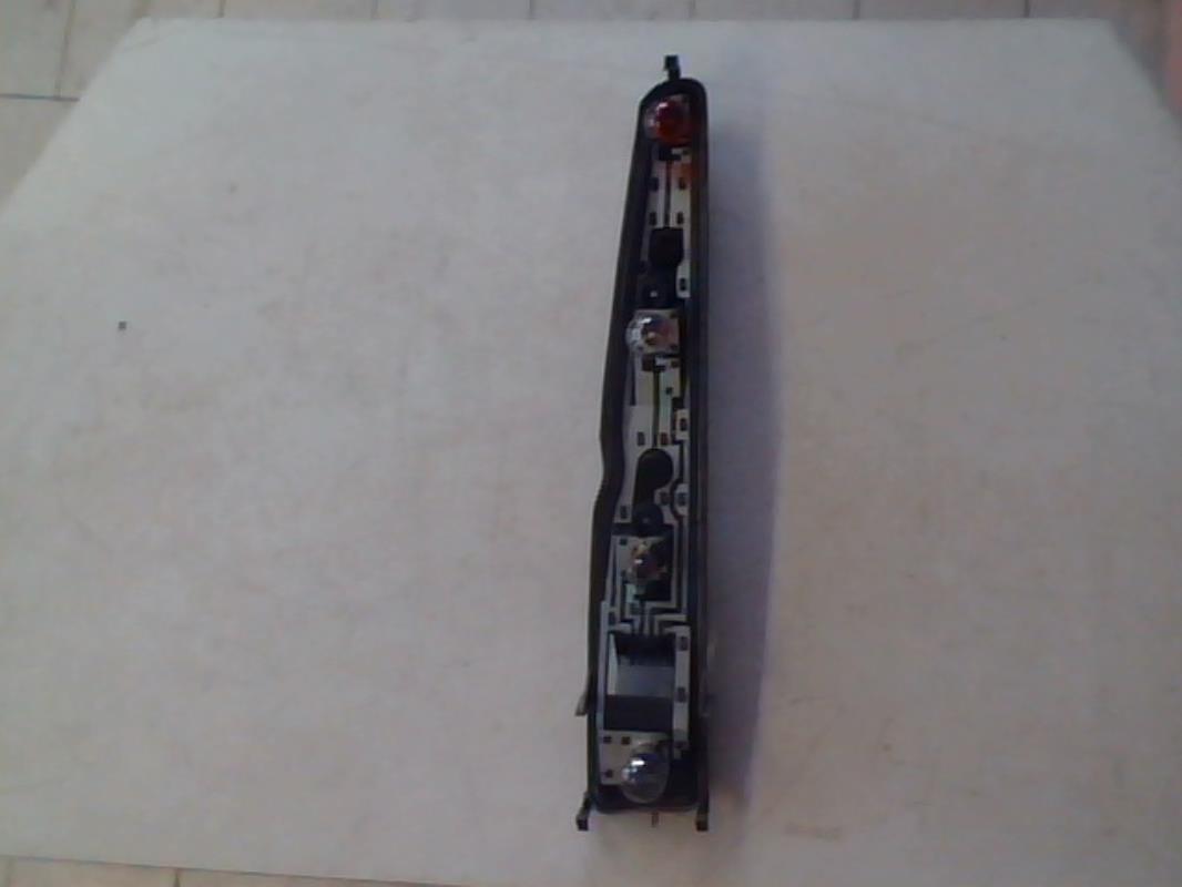 Base portalampade fanale posteriore sinistro OPEL MERIVA A PHASE 1 Diésel - 1
