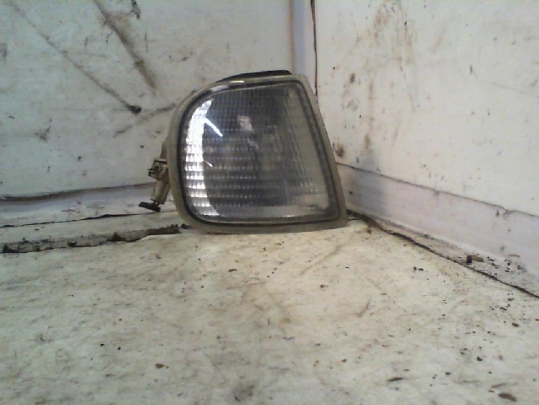 Ripetitore lampeggiante anteriore destro (Luci) SEAT IBIZA 2 PHASE 2 Gasolina - 1