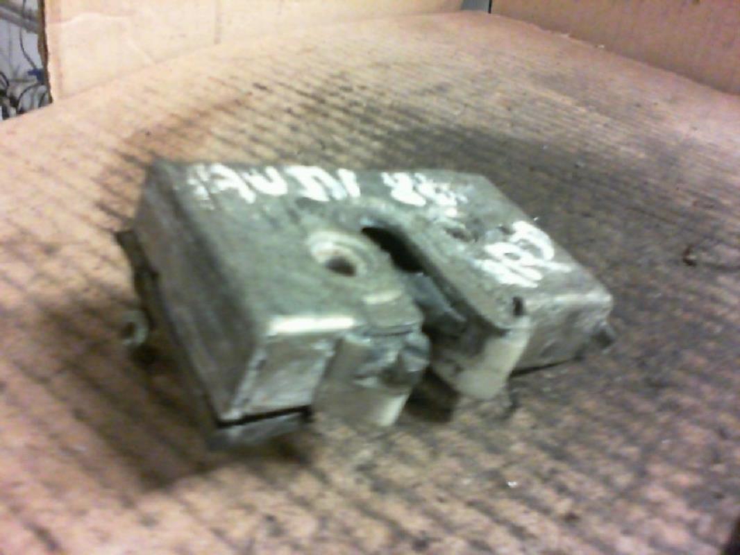 Serratura posteriore destra AUDI 80 1  - 1