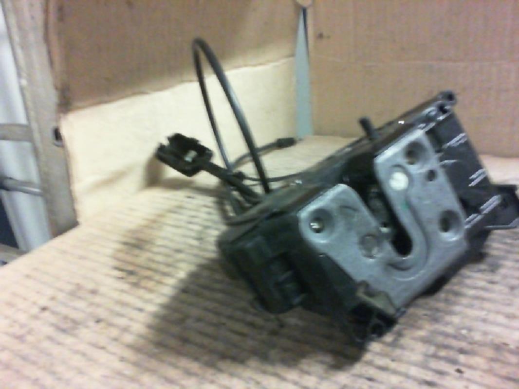 Serratura posteriore sinistra RENAULT CLIO 3 PHASE 2 BREAK Diésel - 1