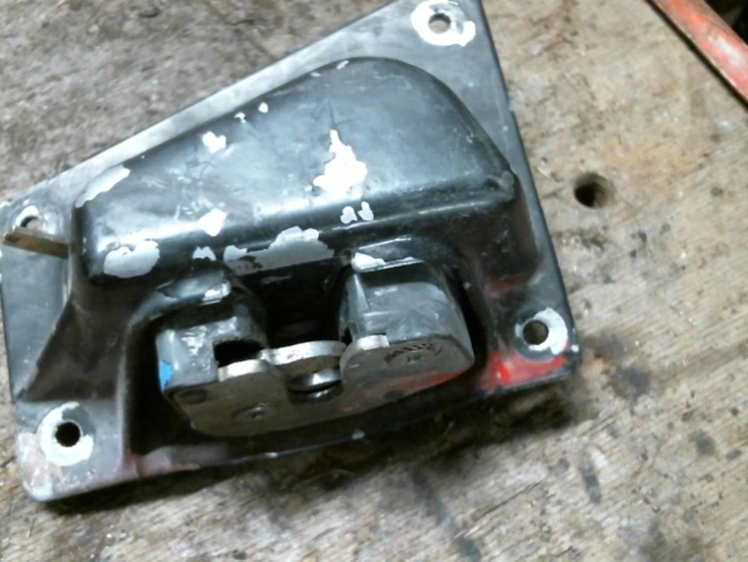 Serratura anteriore destra PEUGEOT J9 Diésel - 1
