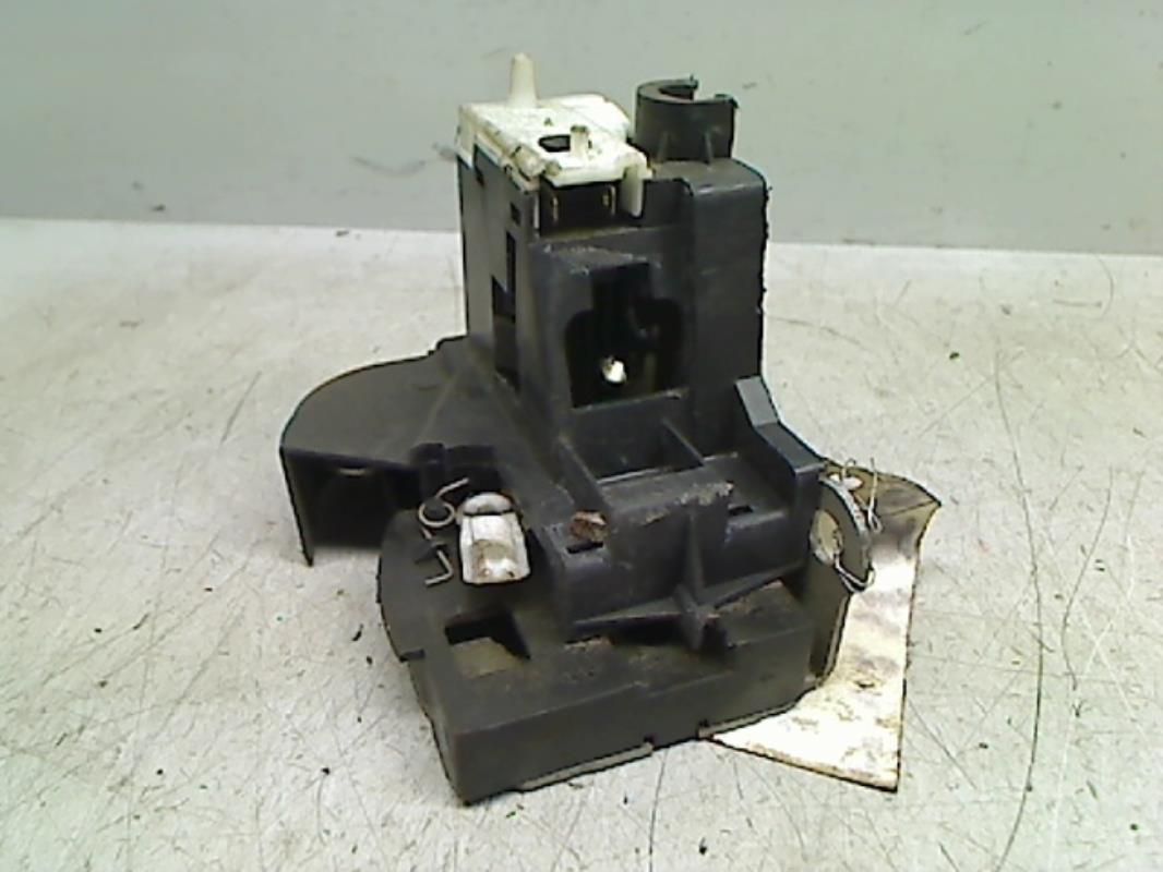 Serrure avant droit RENAULT CLIO 2 PHASE 2 Diesel - 1