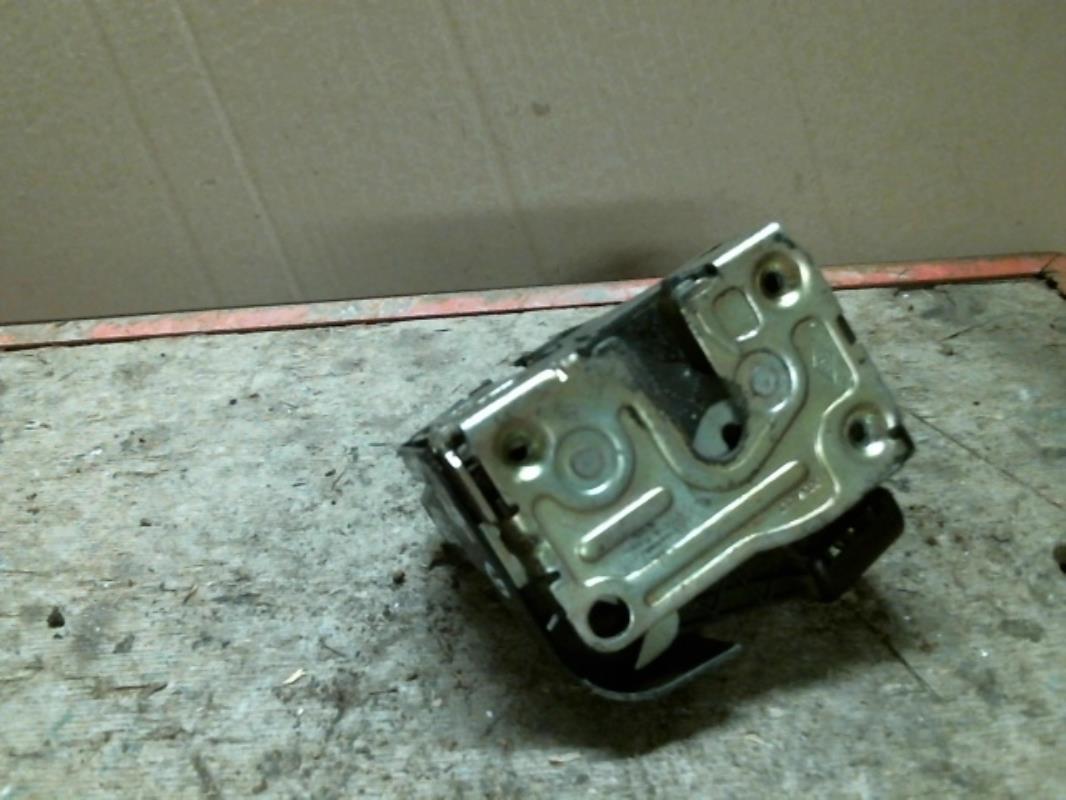 Serrure avant gauche RENAULT CLIO 2 PHASE 2 Diesel - 1