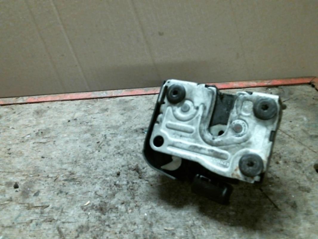 Serrure avant gauche RENAULT CLIO 2 PHASE 2 Diesel - 1