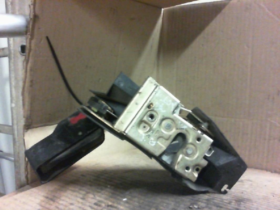 Serrure avant gauche FORD ESCORT 3  - 1
