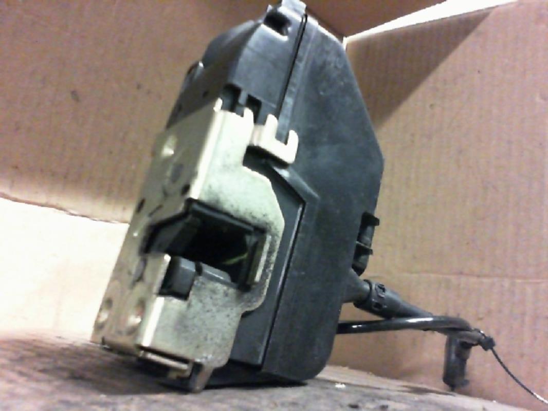 Serrure avant gauche RENAULT MEGANE 2 Diesel - 1