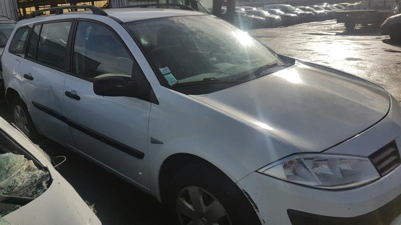 Image Feu arriere principal gauche (feux) - RENAULT MEGANE 2
