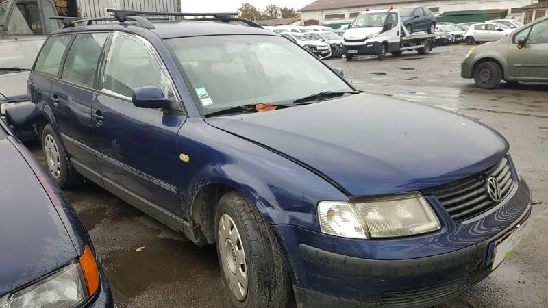 Image Com (Bloc Contacteur Tournant+Commodo Essuie Glace+Commodo Phare) - VOLKSWAGEN PASSAT 4