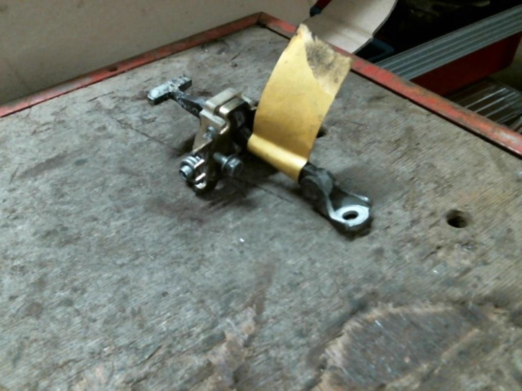 Arresto portiera anteriore destra RENAULT LAGUNA 2 PHASE 1 Diésel - 1