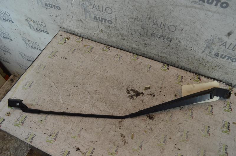 Braccio tergicristallo anteriore destro VOLKSWAGEN POLO 4 PHASE 2 Diésel - 1