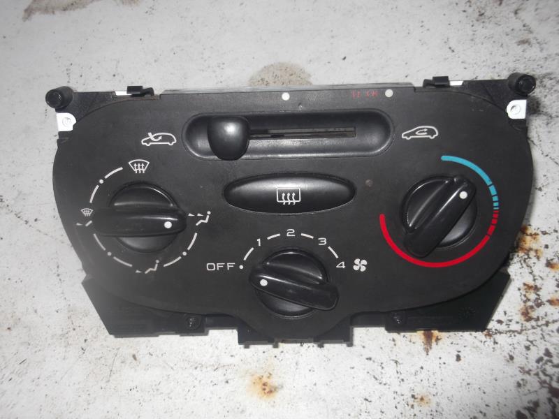 Commande chauffage PEUGEOT 206 PHASE 1 Diesel - 1