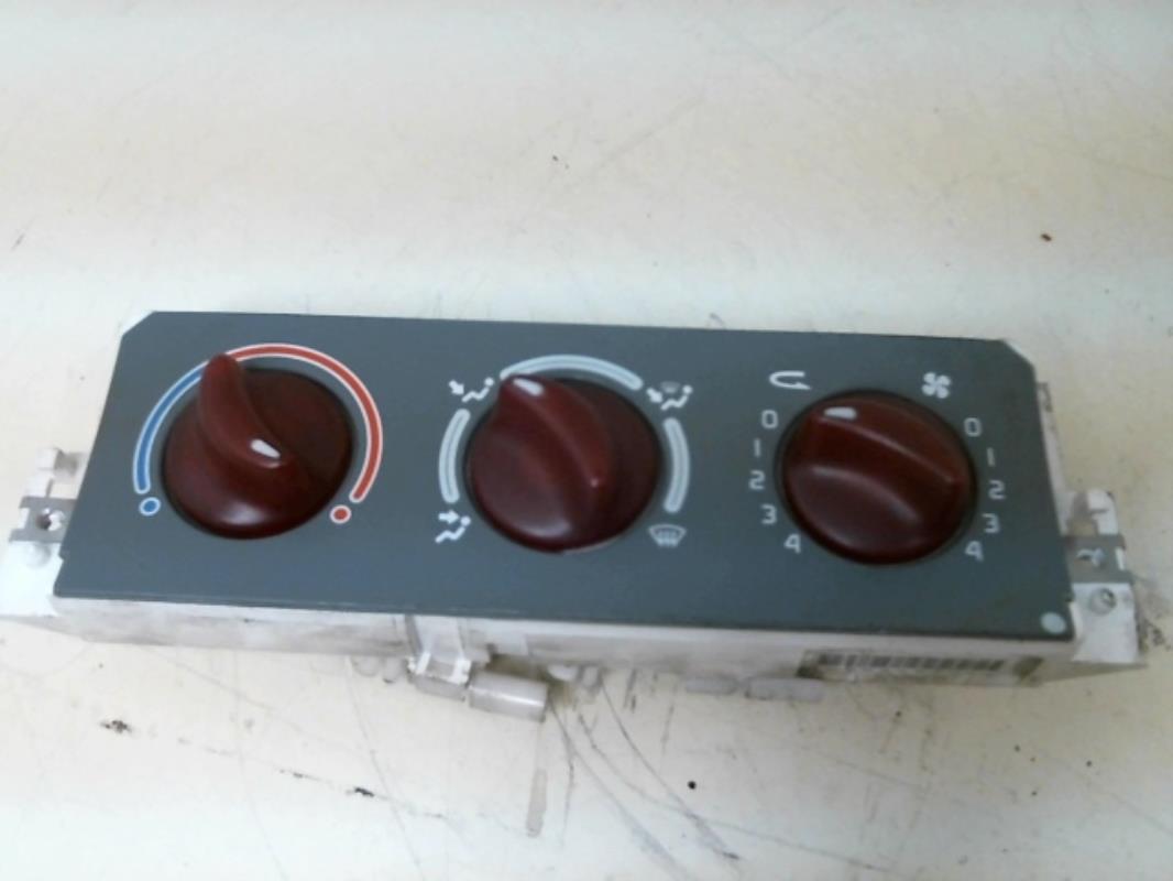 Commande chauffage RENAULT TWINGO 1 PHASE 3 Essence - 1