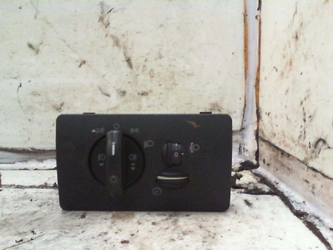 Commande de phare FORD MONDEO 2 Diesel - 1