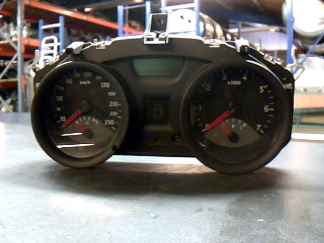 Compteur RENAULT MEGANE 2 PHASE 1 Diesel - 1
