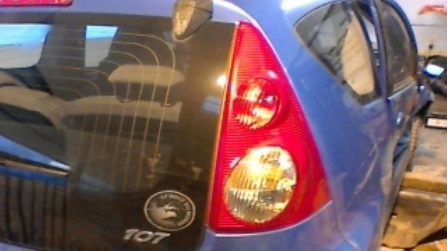 Fanale posteriore principale destro (luci) PEUGEOT 107 PHASE 1 Diésel - 1