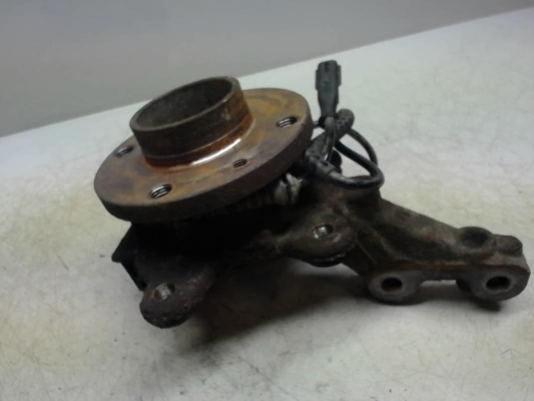 Fusee avant droit RENAULT TWINGO 2 PHASE 1 Essence - 1