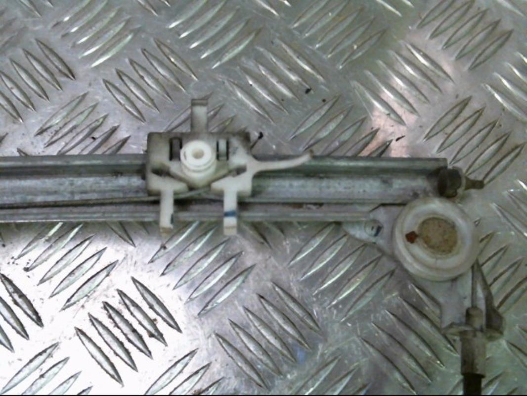 Alzacristalli manuale anteriore sinistro FIAT PUNTO 1 PHASE 1 Gasolina - 1