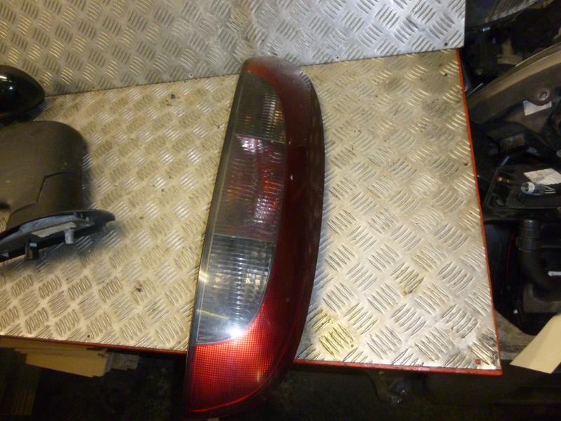 Fanale posteriore principale destro (luci) OPEL CORSA C PHASE 1 Gasolina - 1