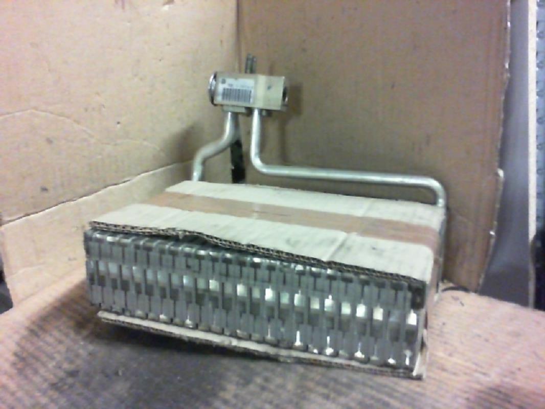 Radiatore riscaldamento PEUGEOT 206  - 1
