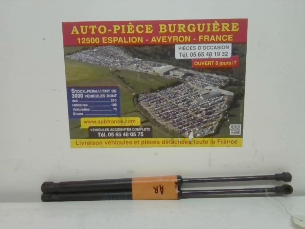 Verin de coffre BMW SERIE 1 E81 Diesel - 1