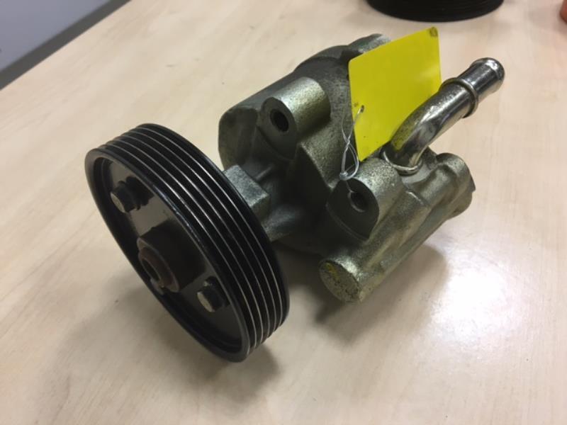 Pompe de direction RENAULT MEGANE 2 PHASE 2 Diesel - 1