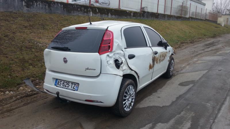 Mozzo anteriore destro FIAT GRANDE PUNTO Gasolina - 1