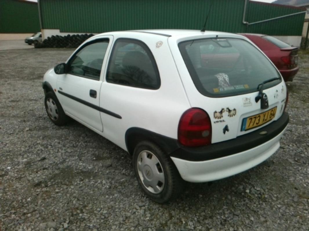 Image Debitmetre - OPEL CORSA B