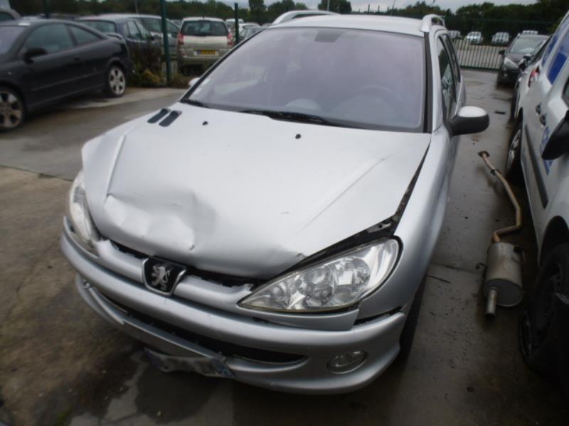 Image Feu arriere principal gauche (feux) - PEUGEOT 206