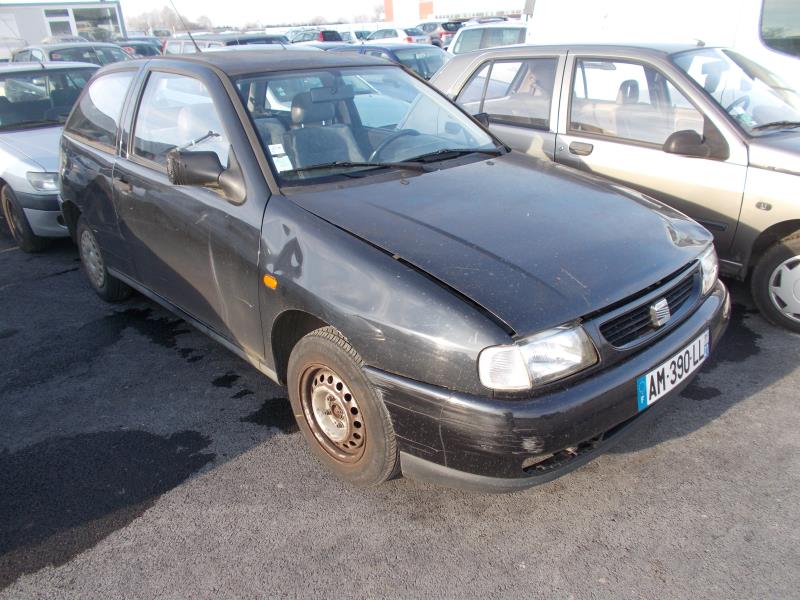 Aggancio cintura sicurezza posteriore destro SEAT IBIZA 2 PHASE 2  - 1