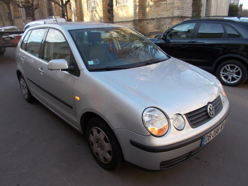 Maniglia portiera posteriore destra VOLKSWAGEN POLO 4 PHASE 1 Diésel - 1